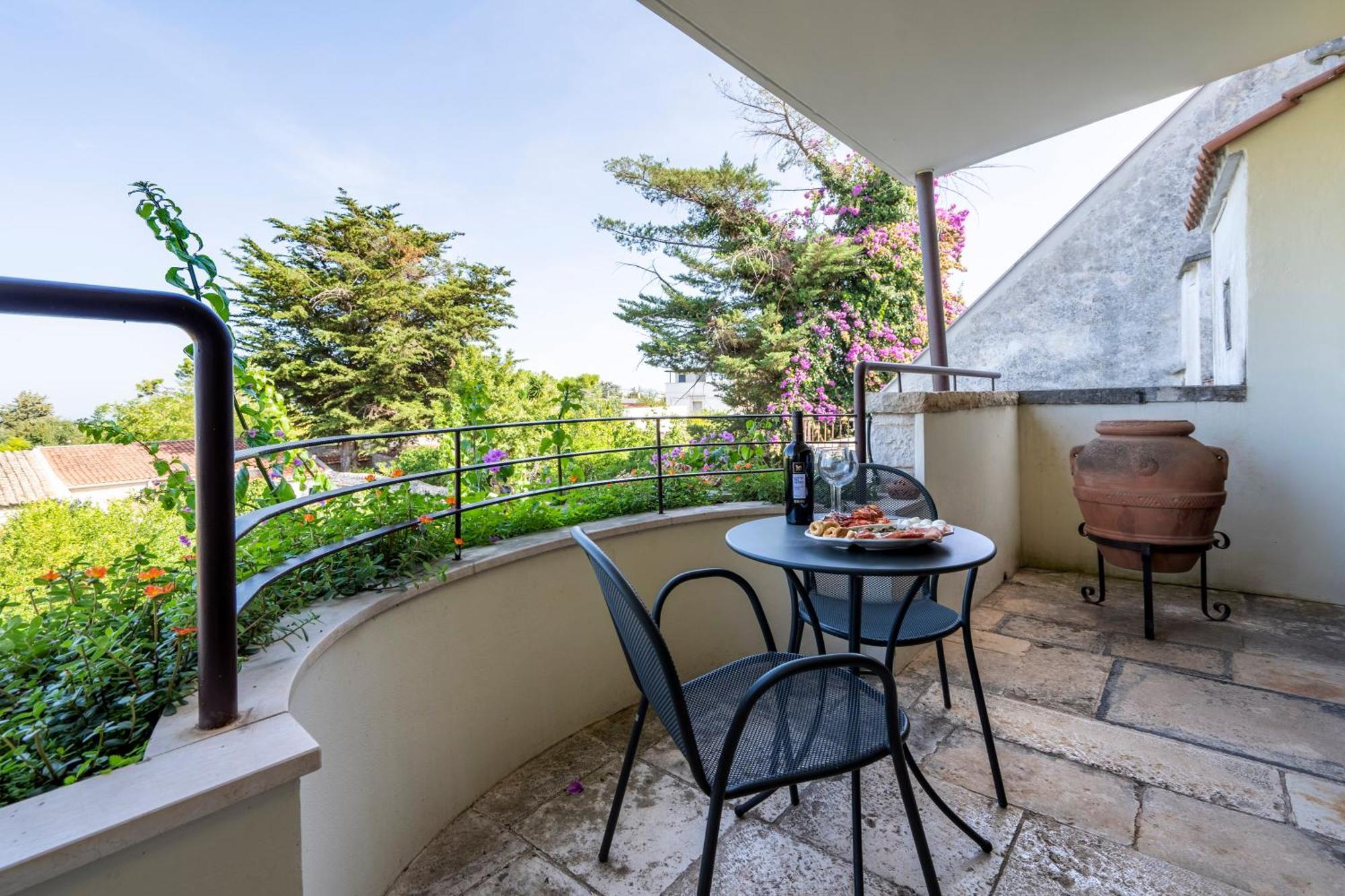 Domus Templaris Bed and Breakfast Terlizzi Buitenkant foto