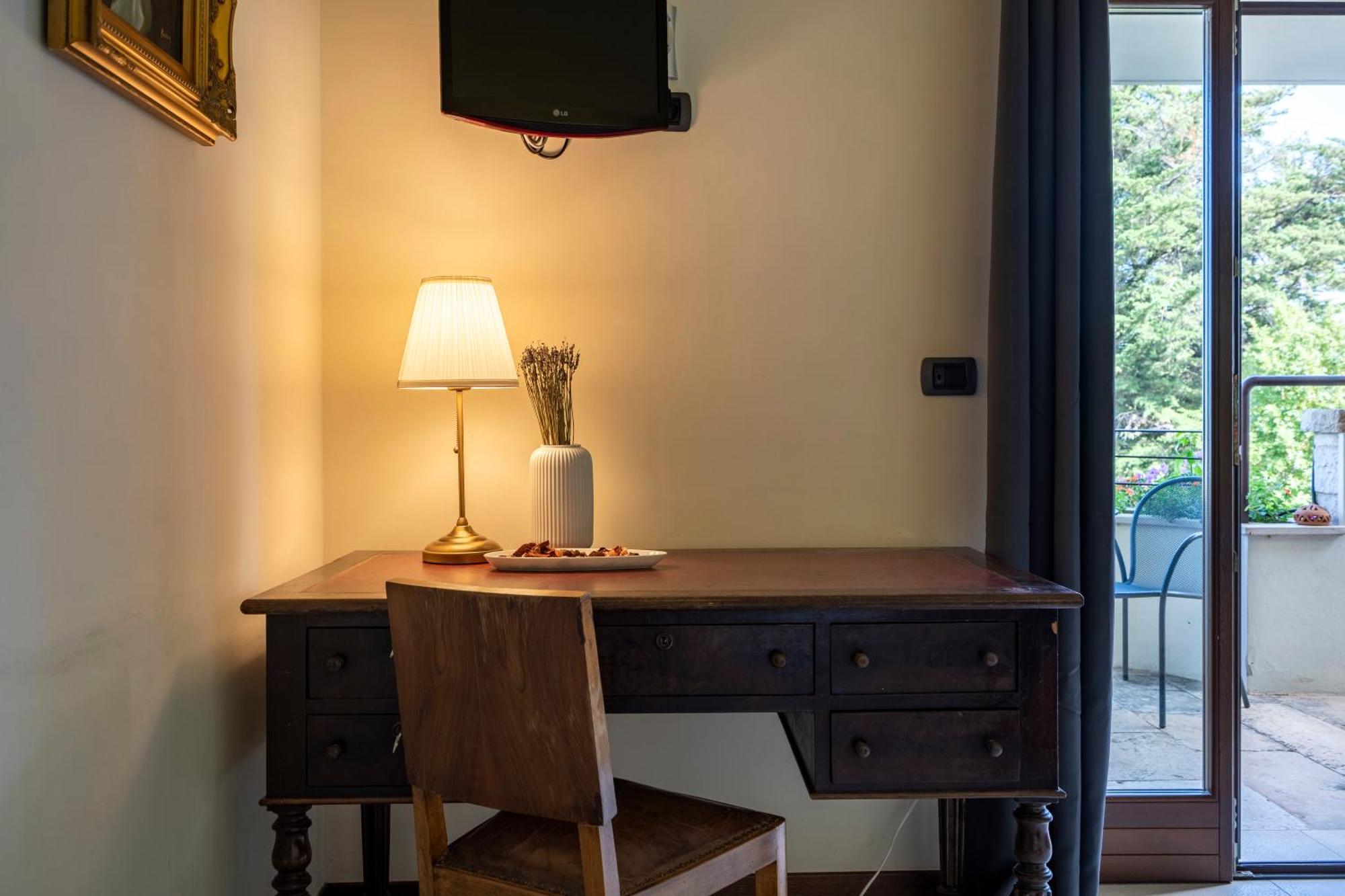 Domus Templaris Bed and Breakfast Terlizzi Buitenkant foto